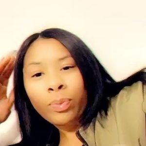 Meet your Posher, Mya